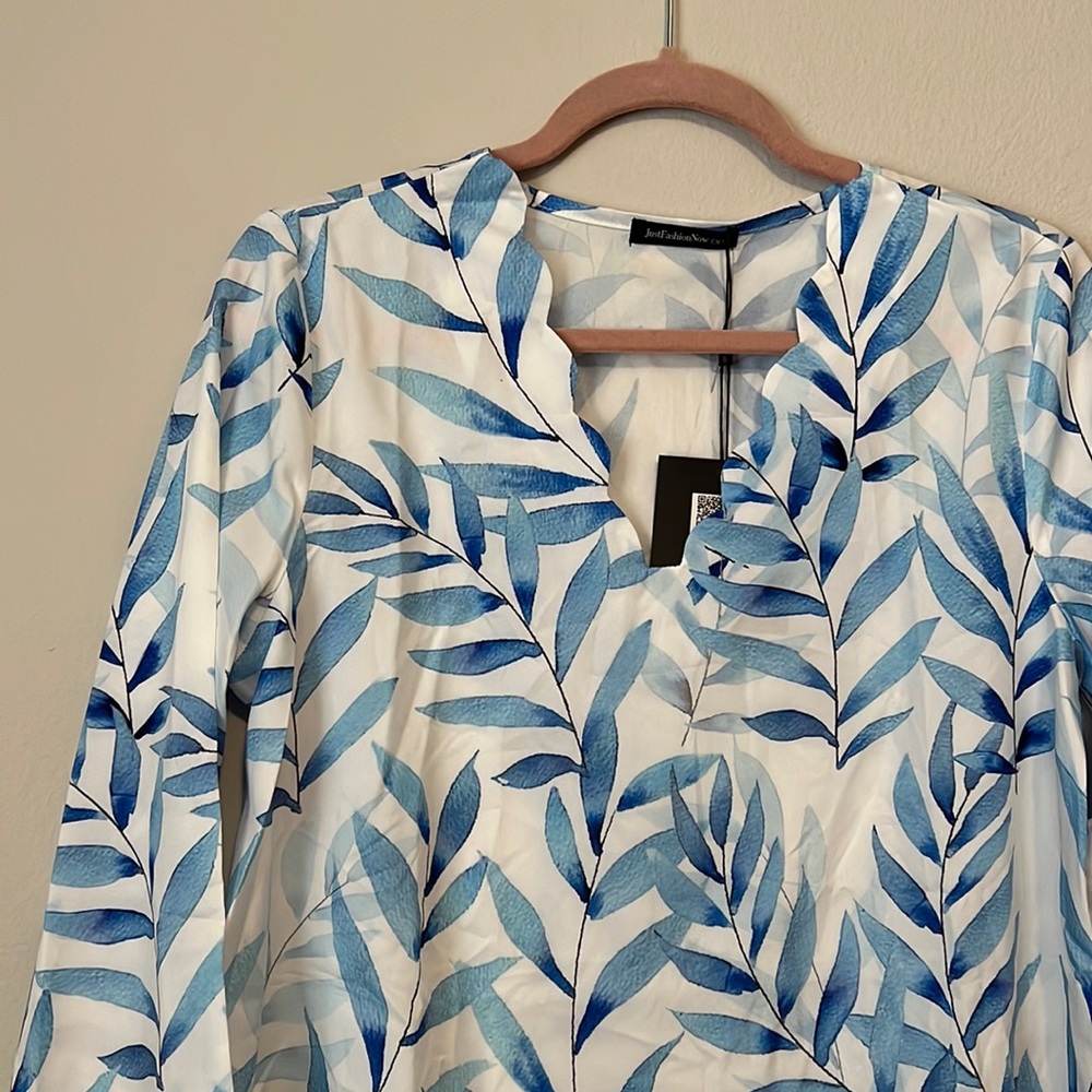 Just Fashion Now polyester lightweight blouse